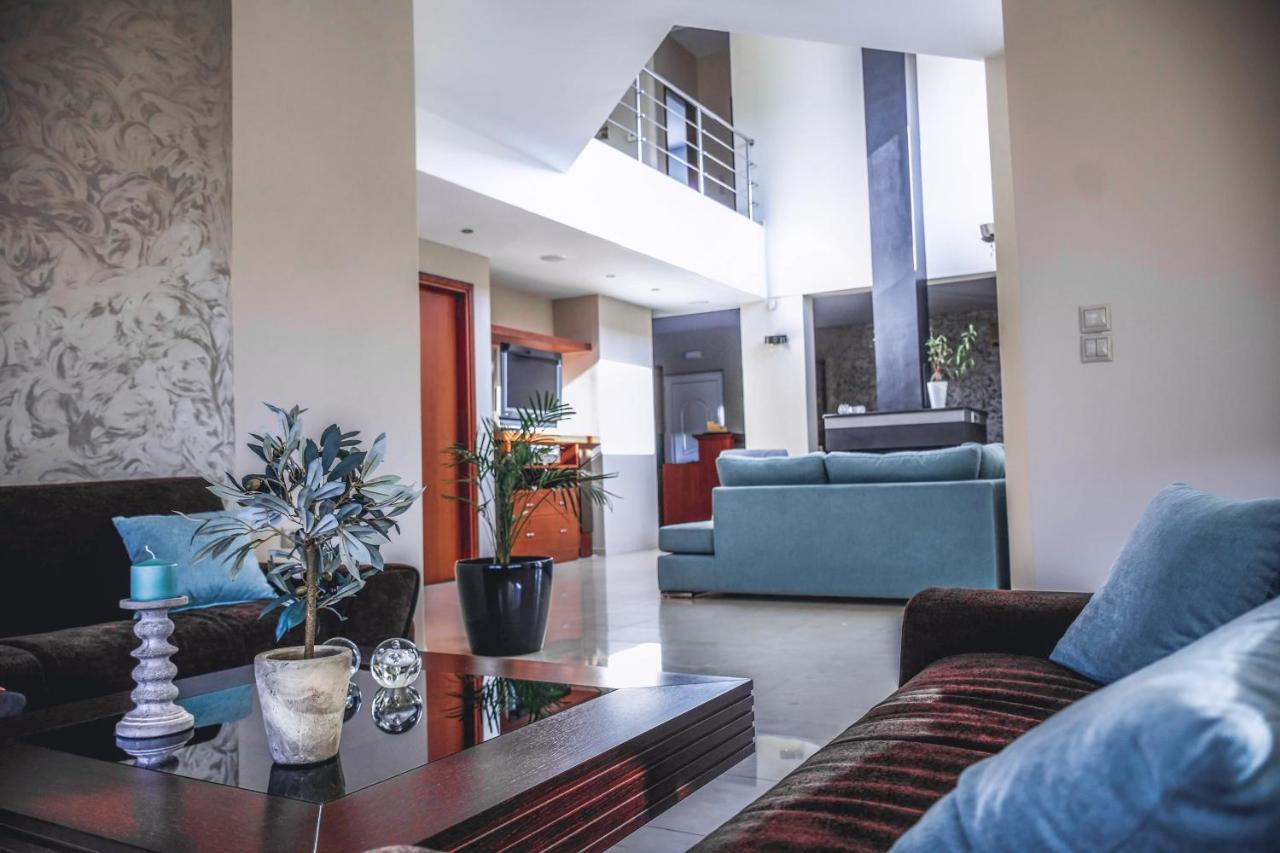 Villa Sweven, Luxury Living Chania Souda Bagian luar foto